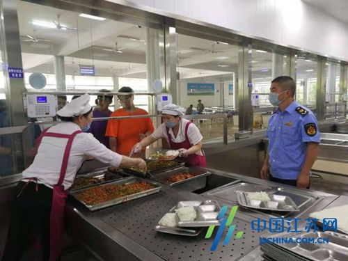 阜寧縣市場(chǎng)監(jiān)管局多措并舉筑牢食品安全與駕駛培訓(xùn)防線